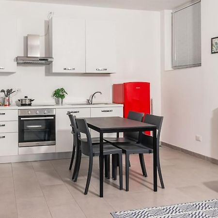 Staurenghi Blue Apartment Varese Bagian luar foto