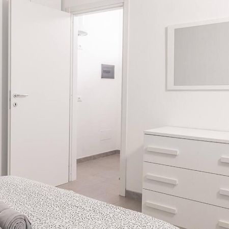 Staurenghi Blue Apartment Varese Bagian luar foto